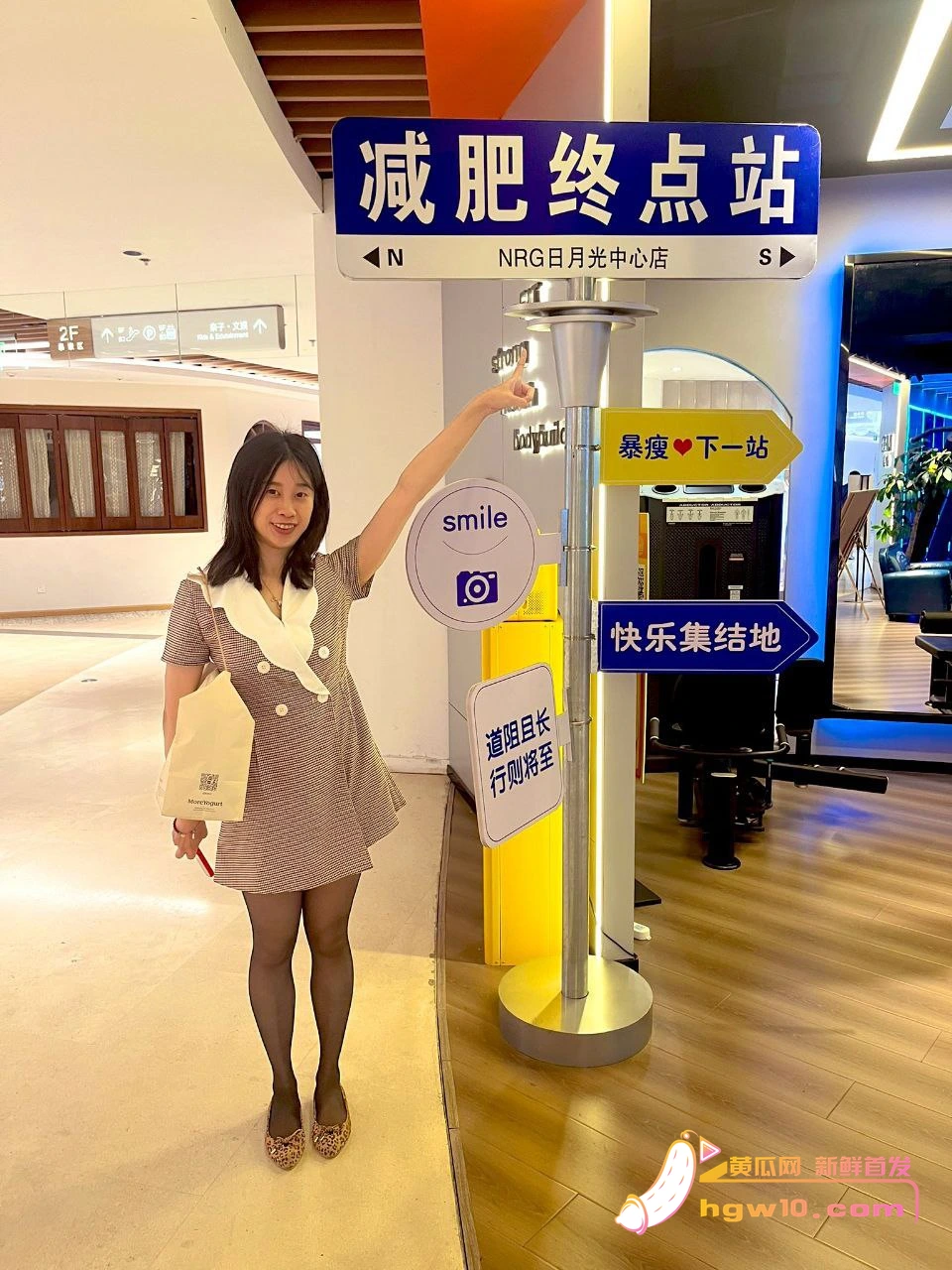 东莞少妇沈晓璐：良家气质下的反差与商场电梯间的私密时刻