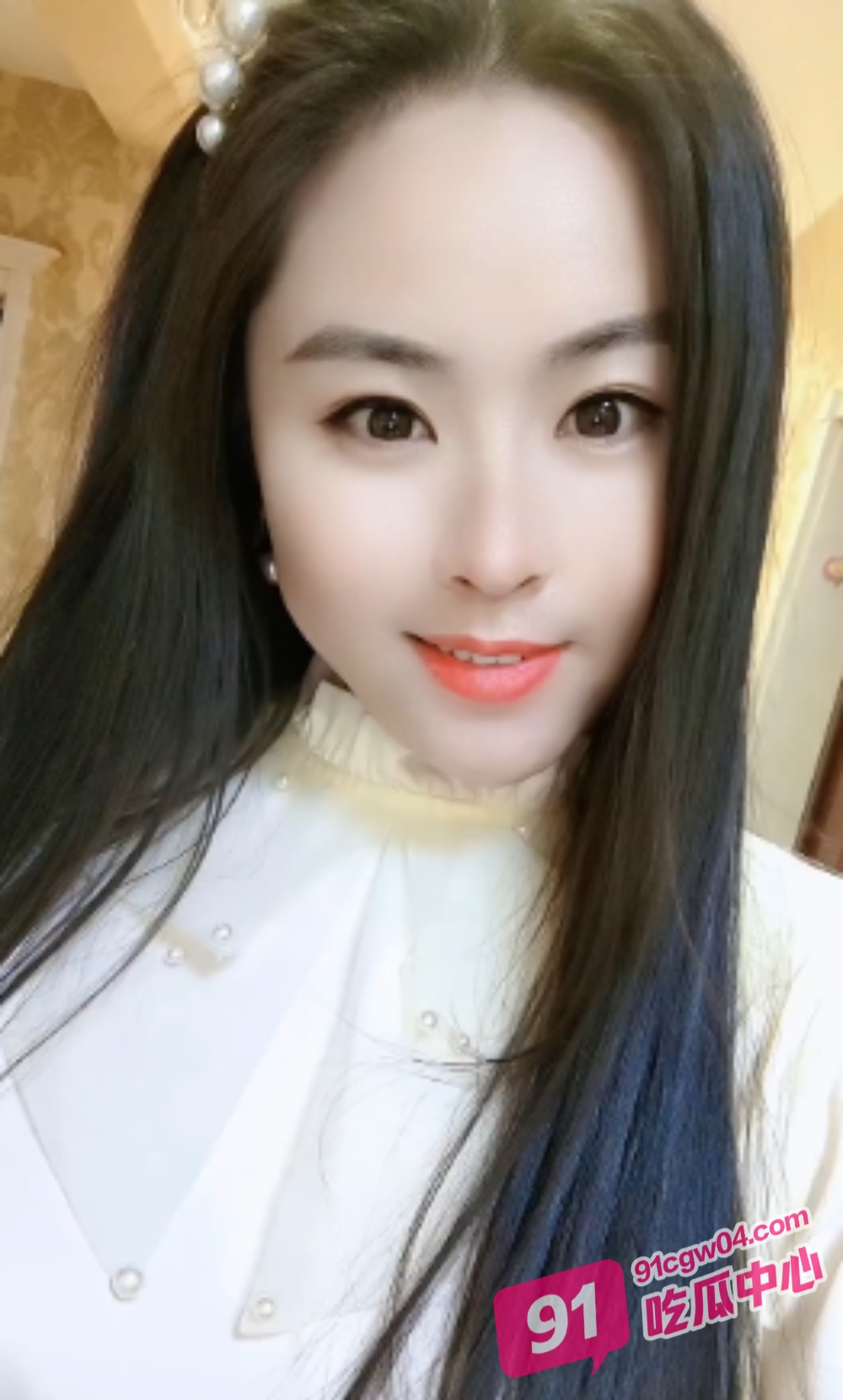 史上最强骚货!妖媚婷儿 户外直播勾引大爷们合集 菜地里直接无套开战!