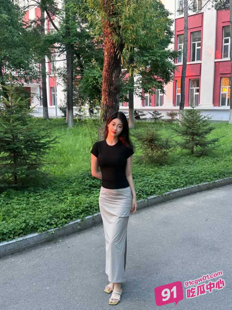 滁州学院清纯女大曹蓉蓉与网恋男友酒店打炮惨被偷拍 妖娆身段被渣男爆干! 配图2
