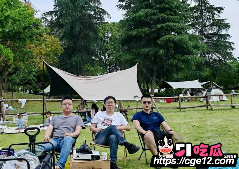 成都露营三兄弟599团建聚众淫乱03 成都露营三兄弟599团建聚众淫乱03