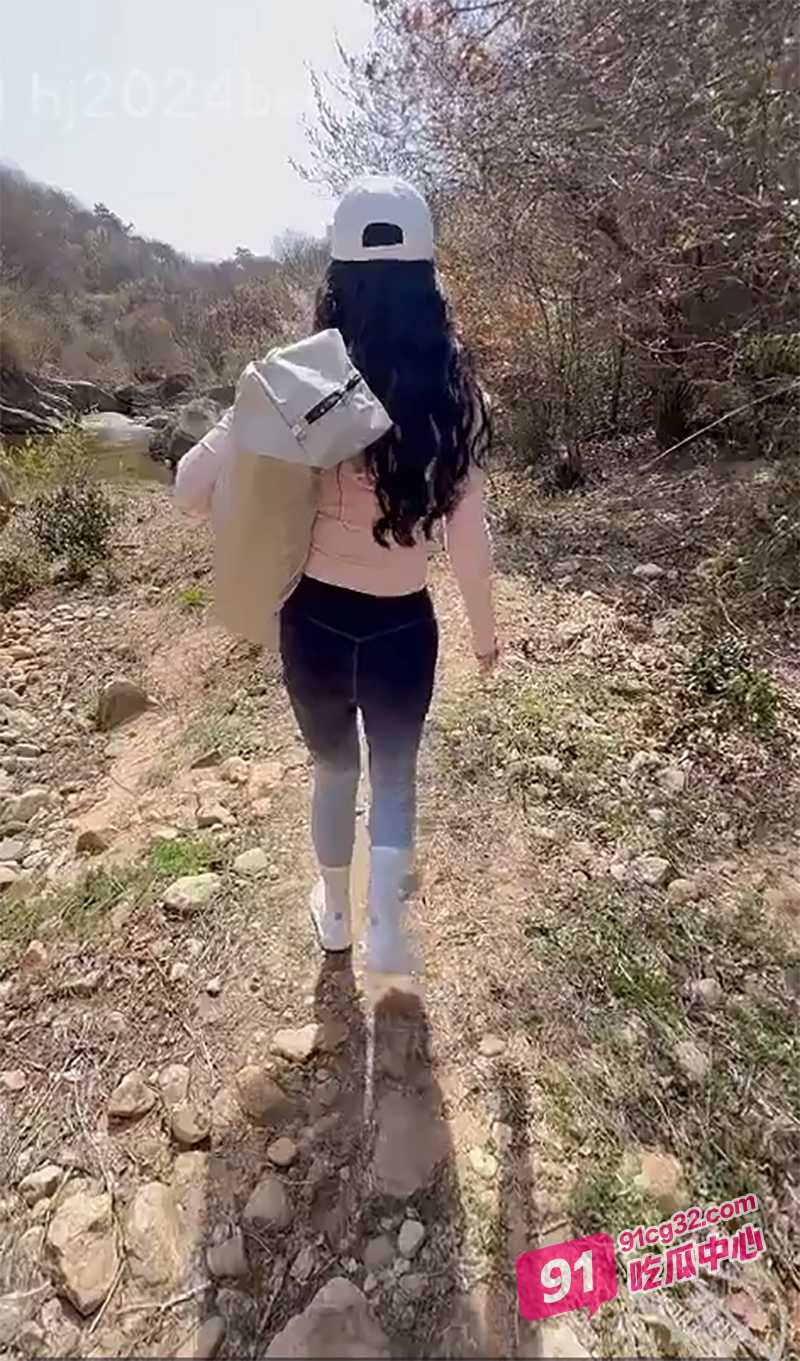 会喷水的亲姐姐 户外营潮喷内射 扩阴器眼看见精液流向子宫！