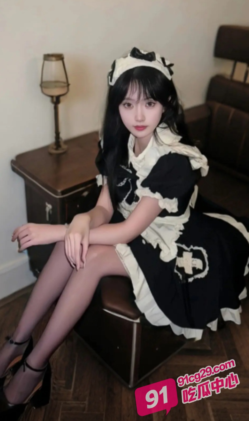 两队情侣做爱大赛! 你猜骑乘VS中出哪种姿势更容易让女人高潮? 配图2