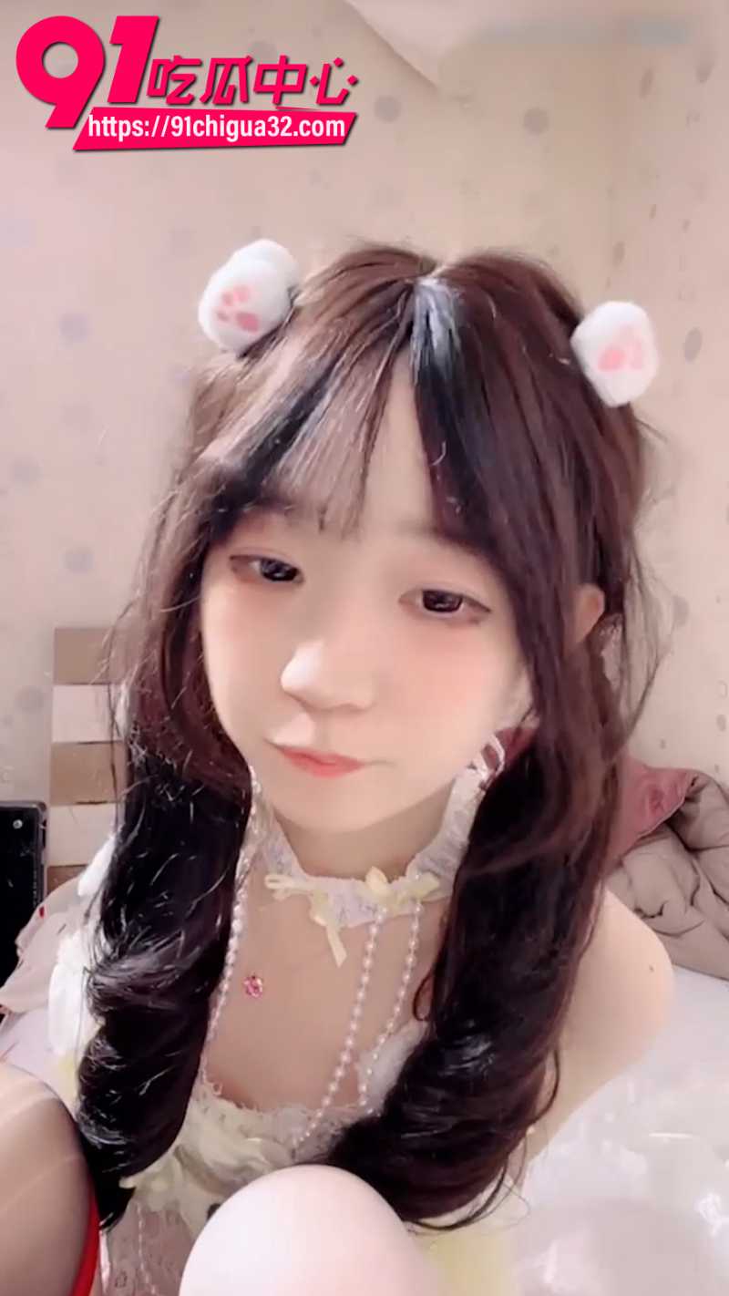 粉嫩女主播邪恶双马尾跟好闺蜜在家互相磨豆腐1