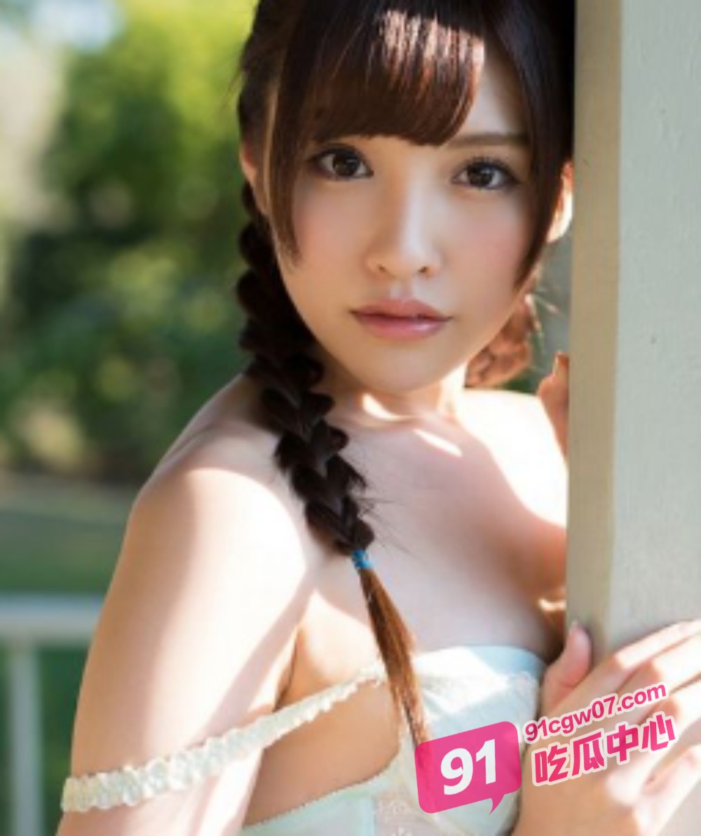 绝美御姐桥本香菜演绎变态老师特殊体罚不良少年 踩鸡虐阳美腿足交 配图