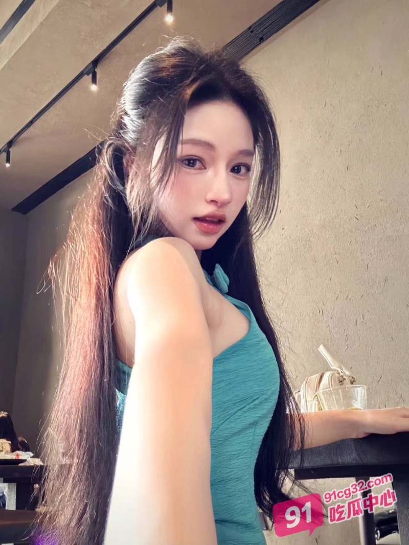 新疆哈萨克少妇阿依曲瓦克偷情多名大屌男 超多和不同男人的做爱视频被曝光!