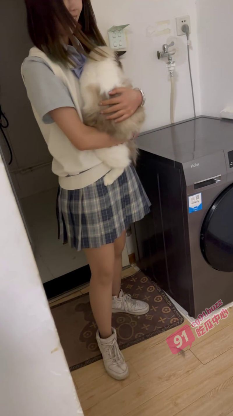 photo_4_2024-04-05_17-01-41_watermarked.jpg photo_4_2024-04-05_17-01-41_watermarked.jpg
