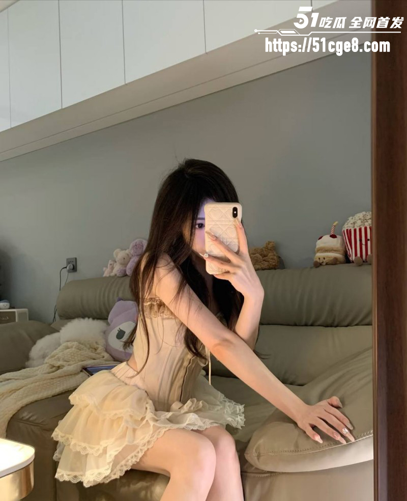 3 3