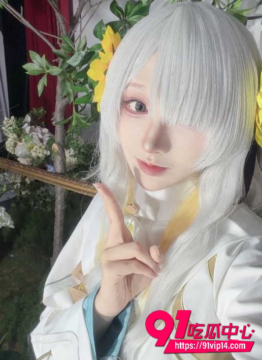 全网刷屏！网红男娘怡华最新预览图爆火出圈 跪舔肉棒深喉调教反差视频流出！