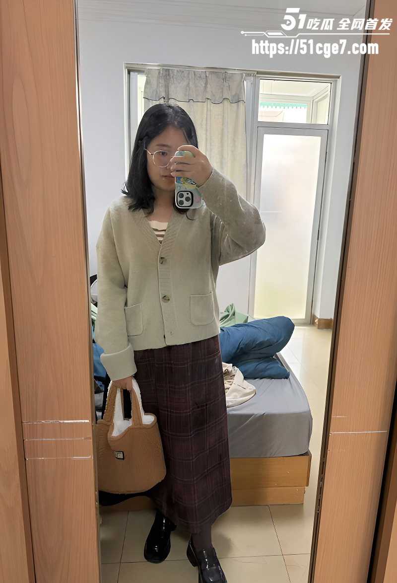 广西南宁体制内人妻陈茹冰不雅视频流出 4 广西南宁体制内人妻陈茹冰不雅视频流出 4