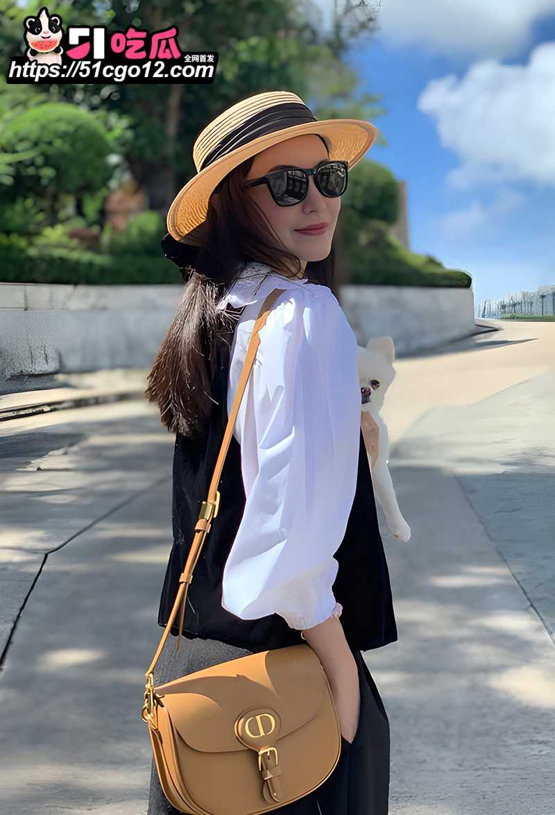 南京大学毕业生Valarie Xu不雅视频 2 拷贝 南京大学毕业生Valarie Xu不雅视频 2 拷贝