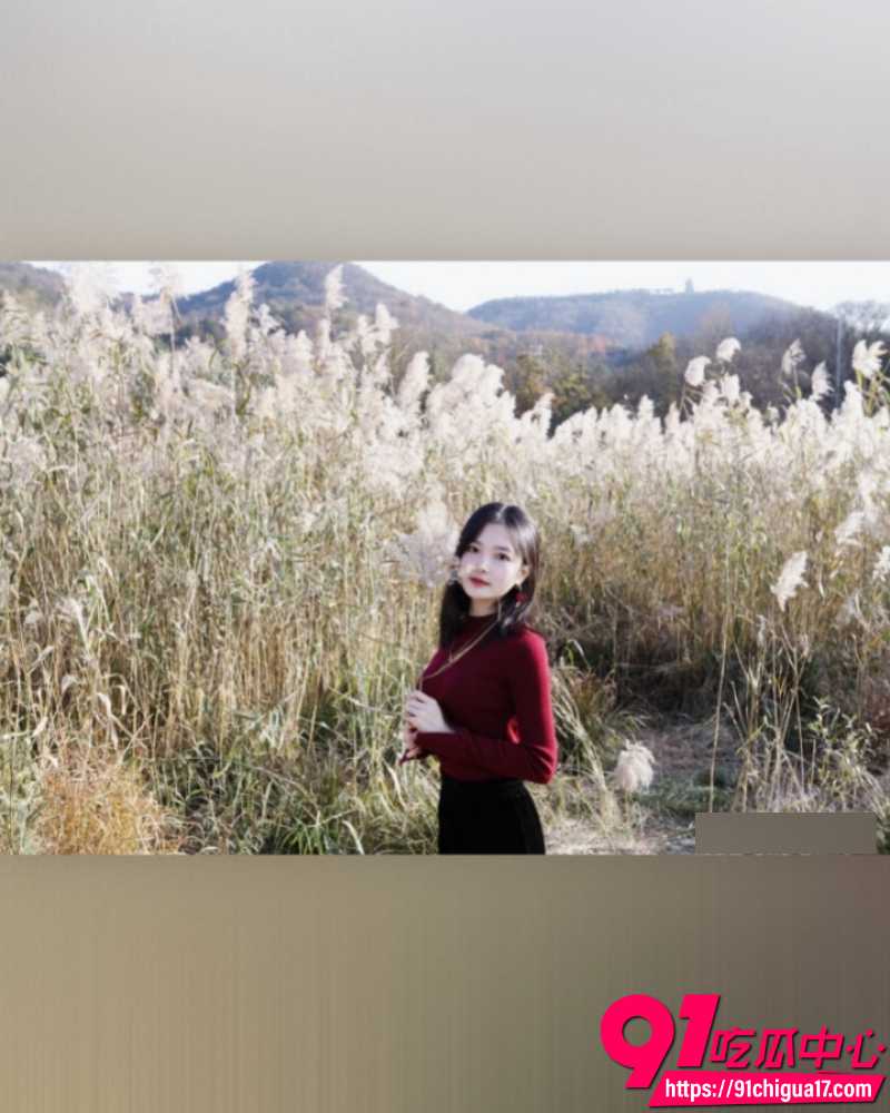 江苏海洋大学眼镜妹刘璐 被宝马富哥拿下 各种情趣内衣啪啪视频曝光！