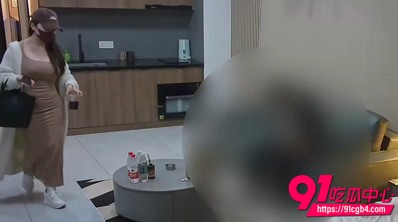 91约炮大神猫先生 会员福利 约炮健身网红的全自动服务 肥臀情趣制服加分 多体位彻底榨干!