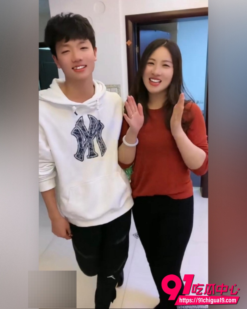 小红书乱伦母子好运连连 23 小红书乱伦母子好运连连 23