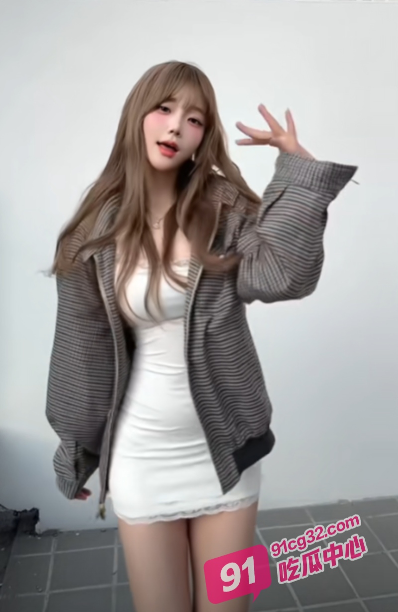 抖音222万粉丝网红ciu7被曝偷加有钱男人微信 私发露奶视频意图上位 被原配曝光! 配图6
