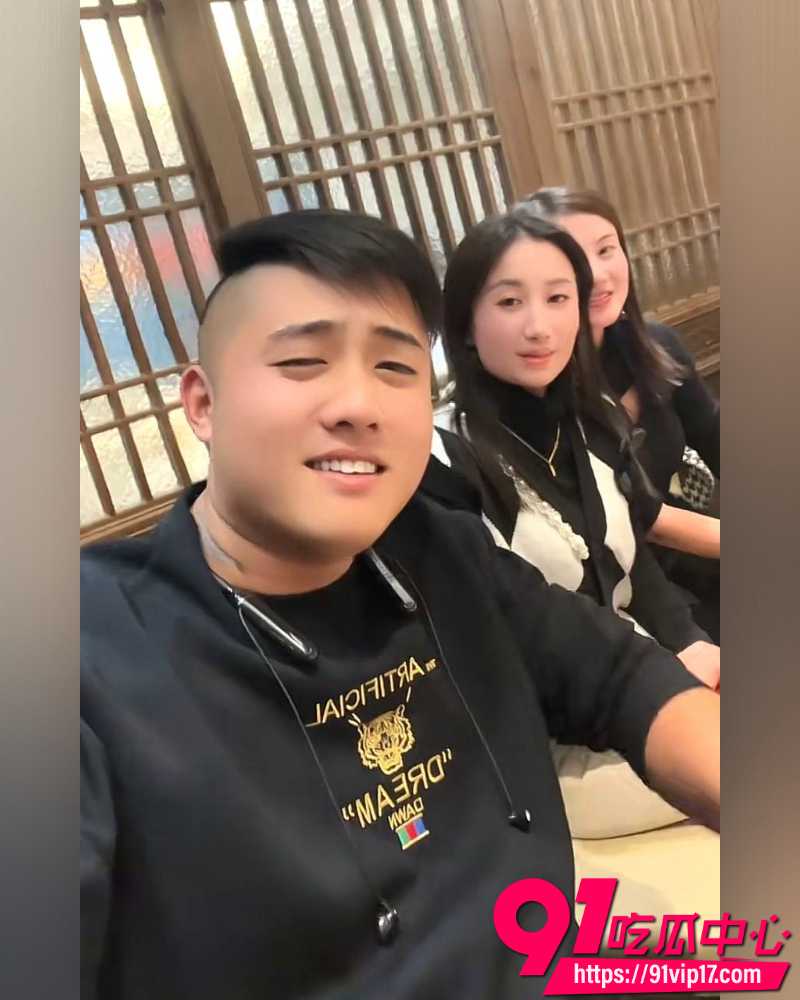 卡车网红卡车阿蛋痛曝妻子 5 卡车网红卡车阿蛋痛曝妻子 5