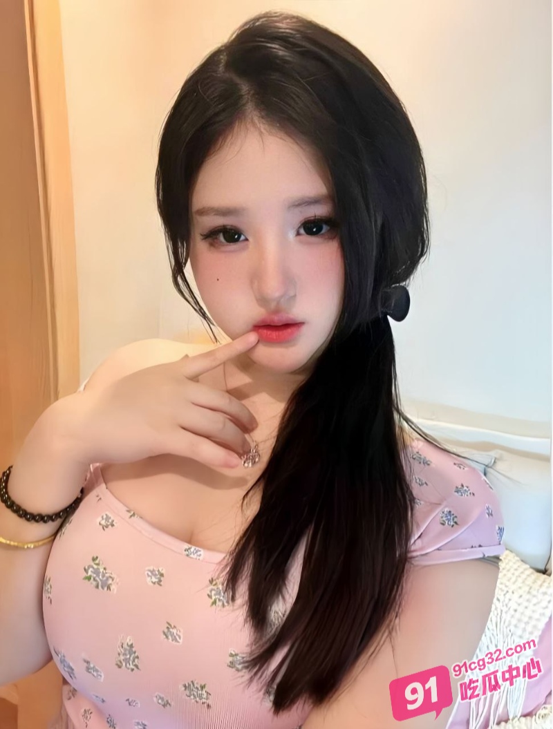 抖音网红 费炫裴 又翻红？再来欣赏一下她与榜一大哥的一对一自慰合集！ 配图8