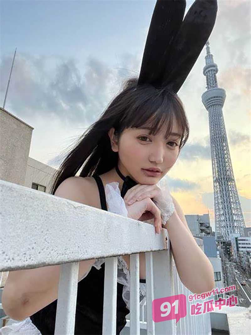 午夜撸管推荐～按摩师触碰我敏感私处过度 傲慢的我被开炮中出内射！
