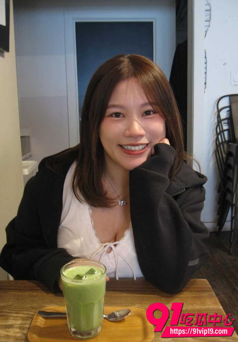 高颜值少妇陈淑惠 与老公做爱自拍流出 细心舔弄发鸡巴娇喘好听！