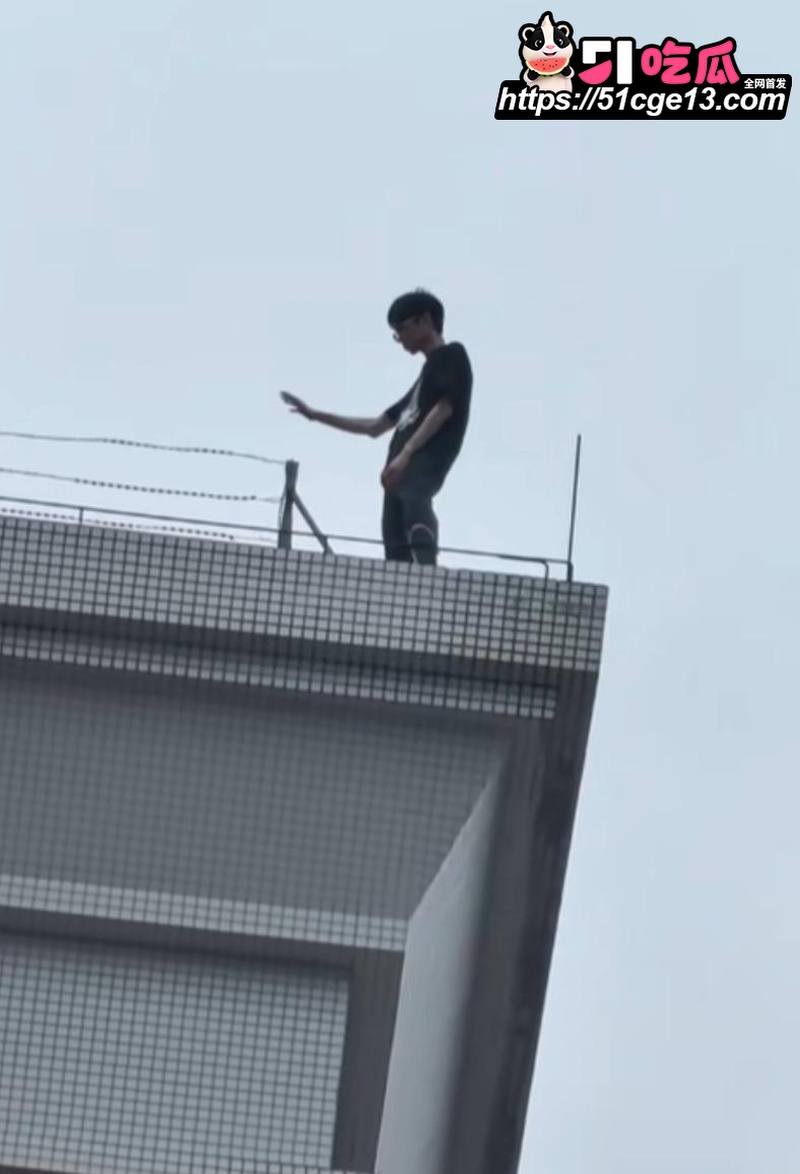 江门益华广场 跳楼 5 江门益华广场 跳楼 5