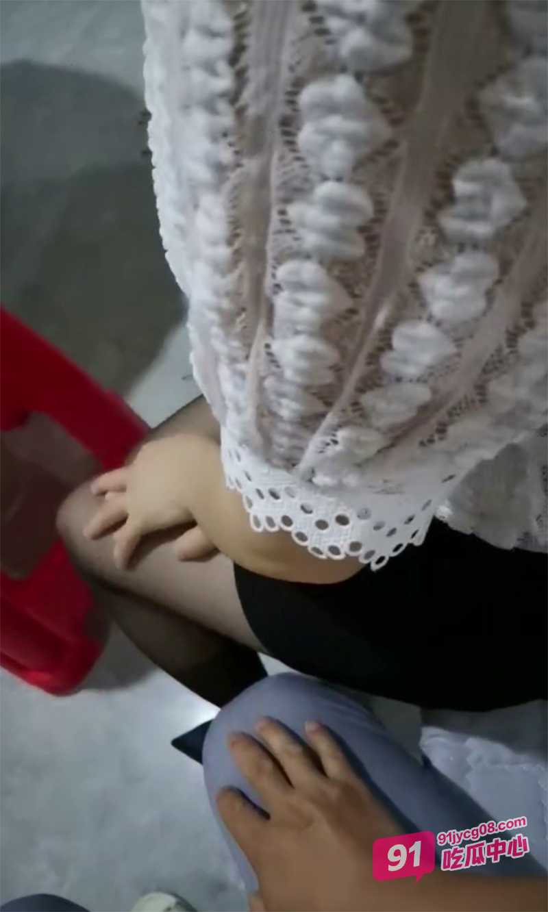 叔嫂乱伦之熟女的诱惑 从第一次的偷情到现在为所欲为! 配图