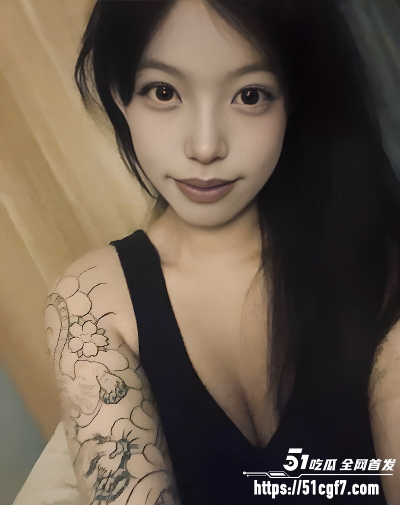 精神小妹金主调教自拍 1 精神小妹金主调教自拍 1